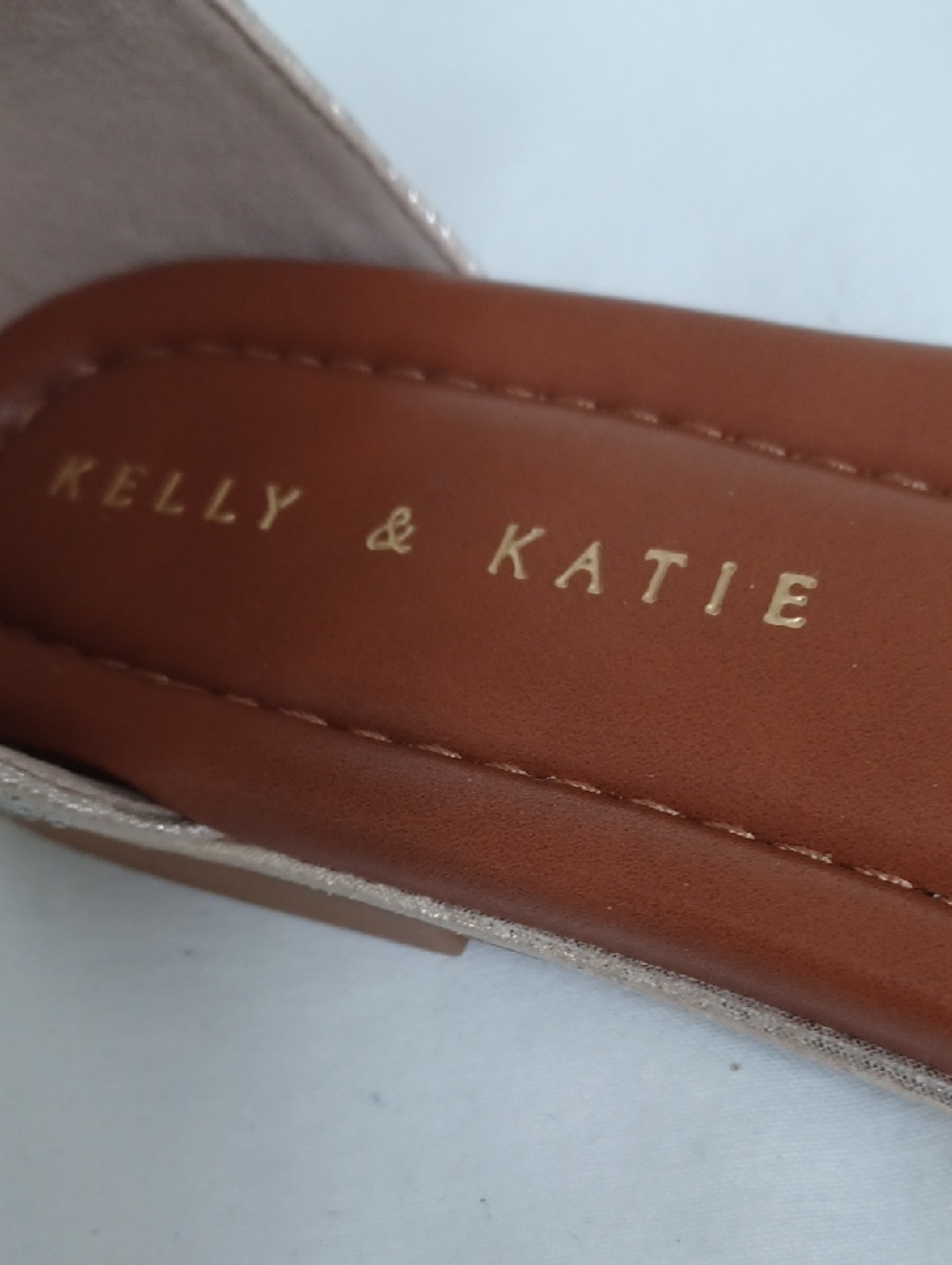 NWT Kelly & Katie Rhinestone Zipper Back Sandals in Silver With Tan Soles - Picture 2 of 10